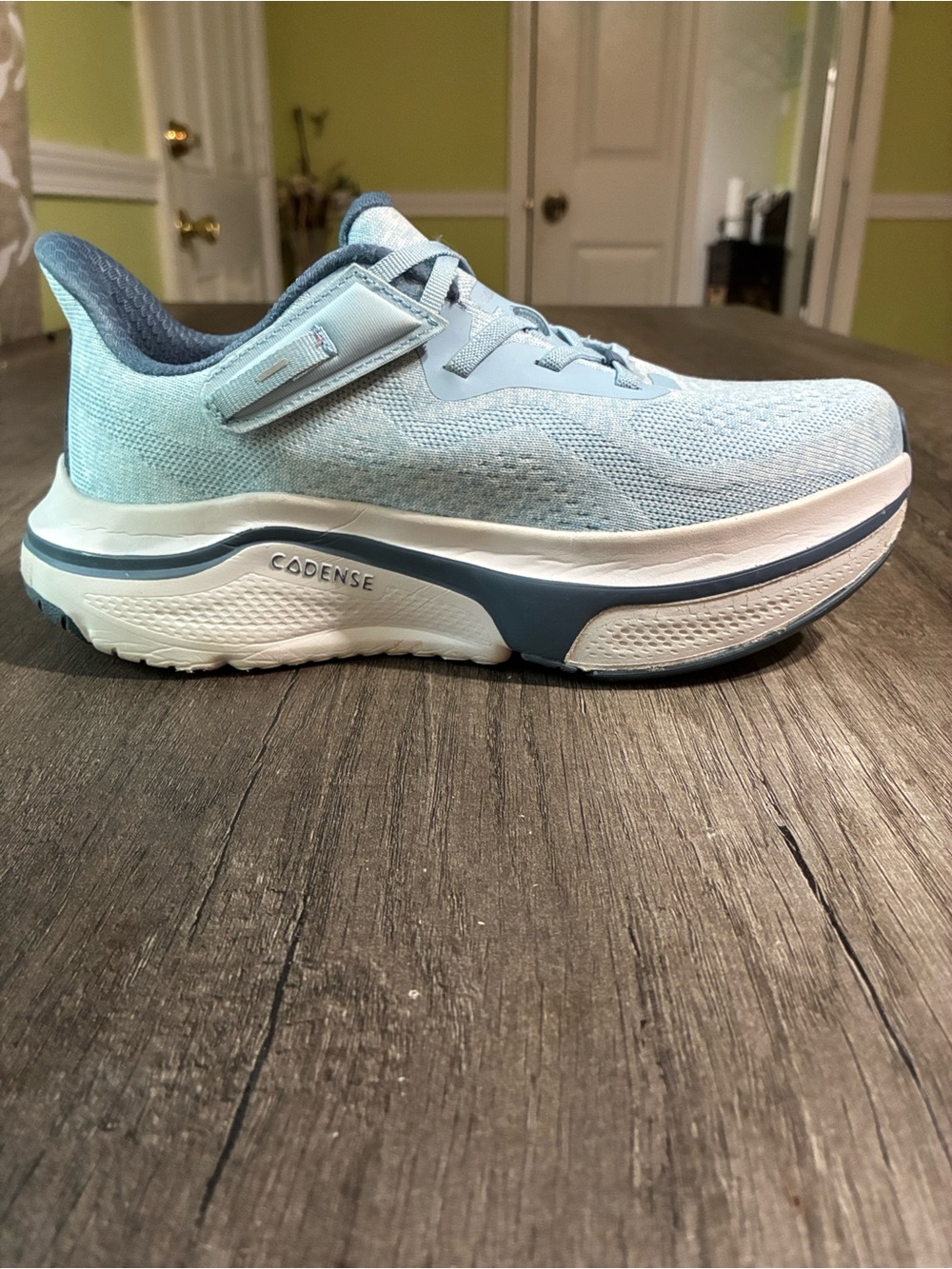 Women's Cadense Adaptive Walking Sneaker